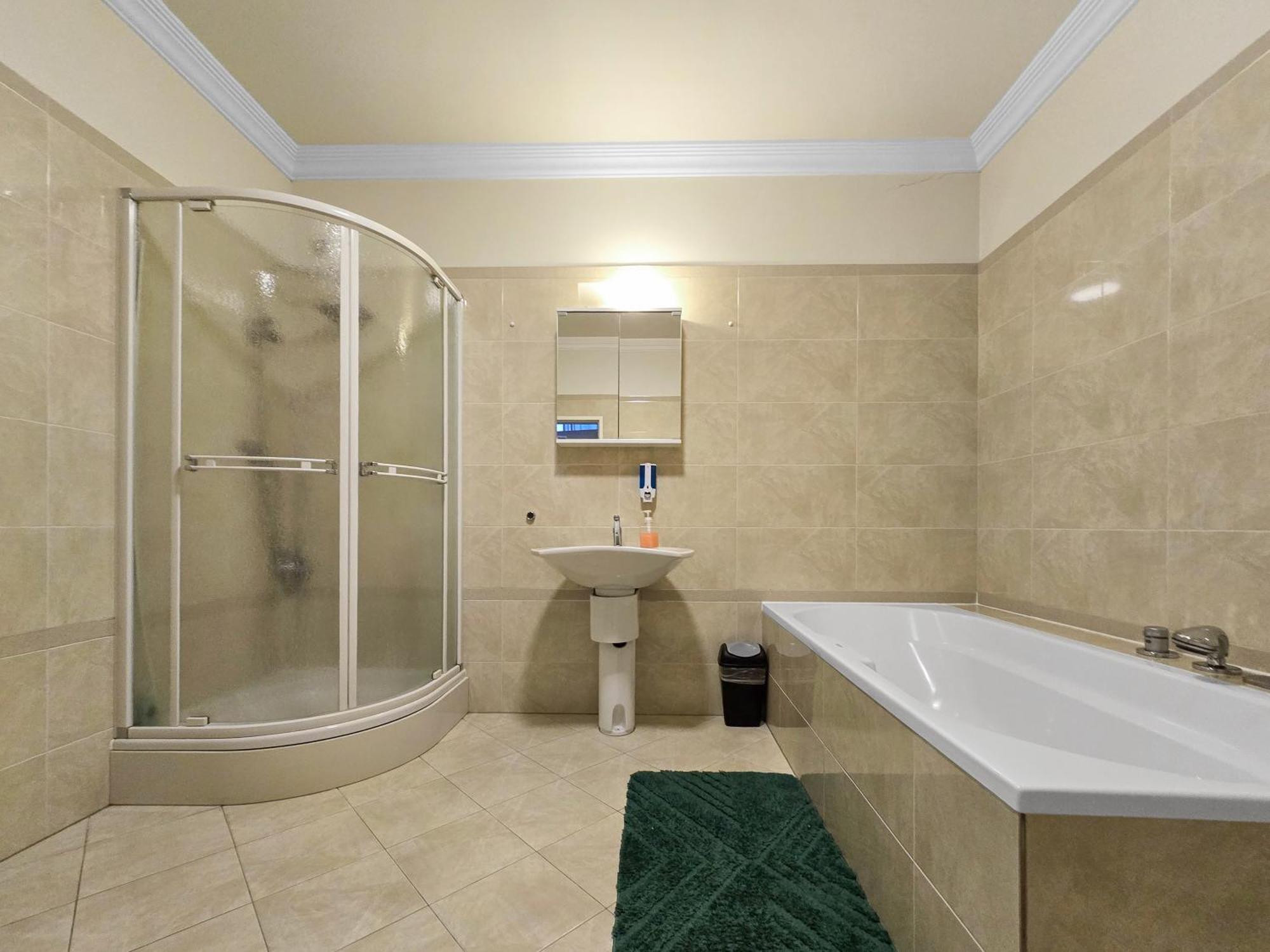 King-Size Comfort In Three Bedrooms 비엔나 외부 사진